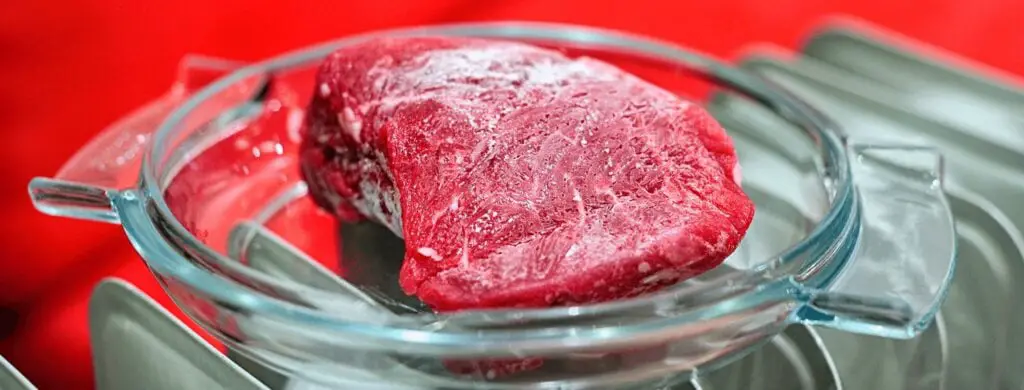 how long does steak last if frozen